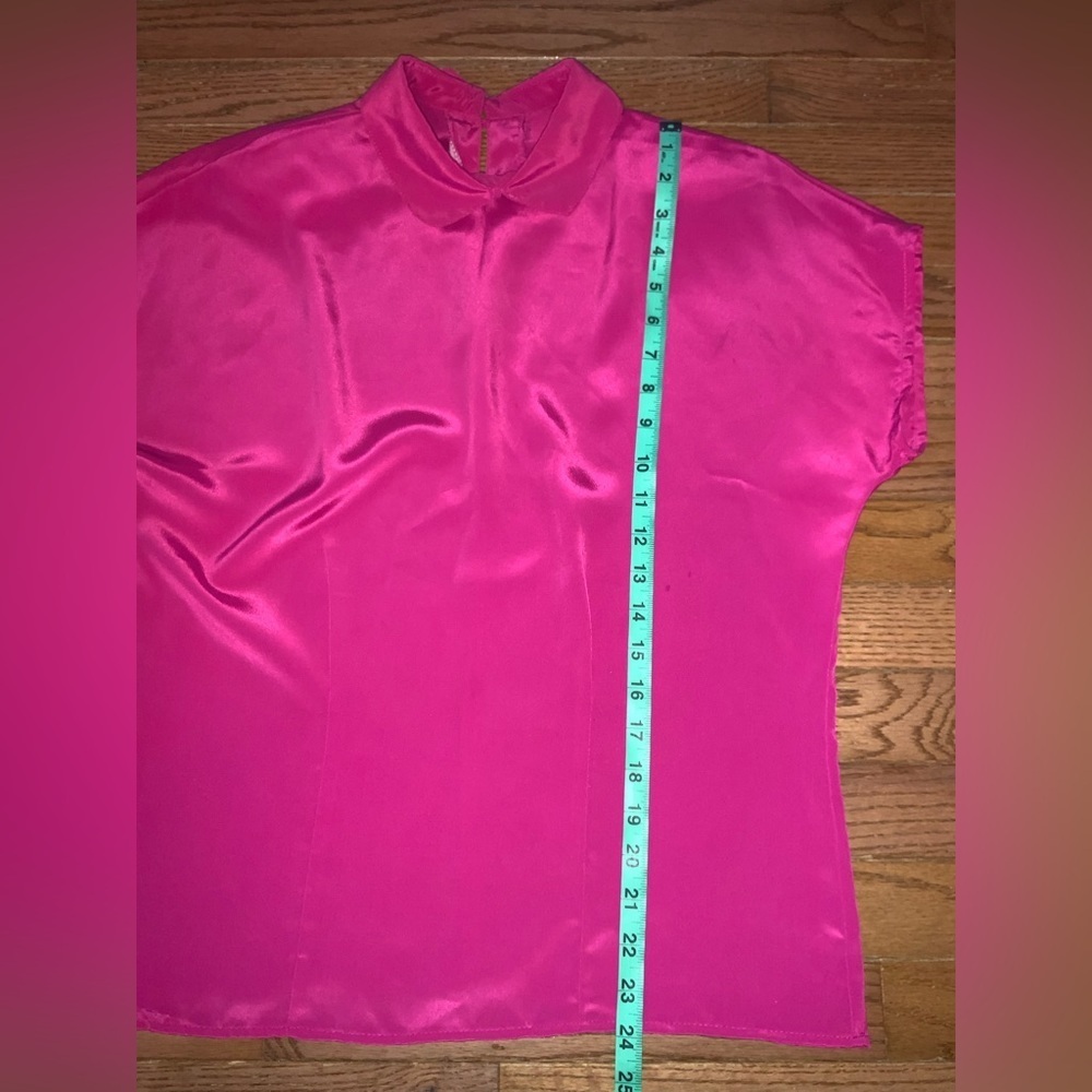 Vintage Fuschia Hot Barbie Pink Short Sleeve Satin Like Dressy Blouse Size Small - Picture 9 of 10